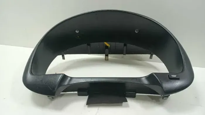 Moldura Painel De Instrumentos Hyundai I30 2008 Á 2012