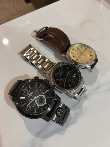 3 relógios originais - FÓSSIL E ARMANI EXCHANGE