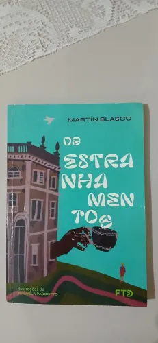 Os estranhamentos