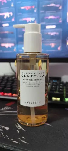 Centella light cleasing oil 200ML, original