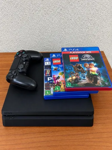 PlayStation 4