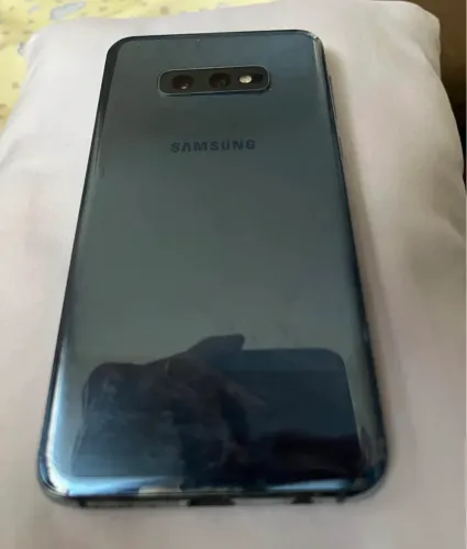 Celular Samsung S10e