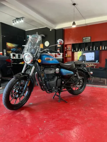2023 Meteor 350 Supernova Blue