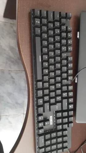 Teclado gemer, novo, acende as teclas