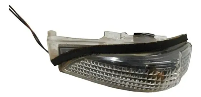 Pisca Retrovisor Esquerdo Toyota Corolla 2017