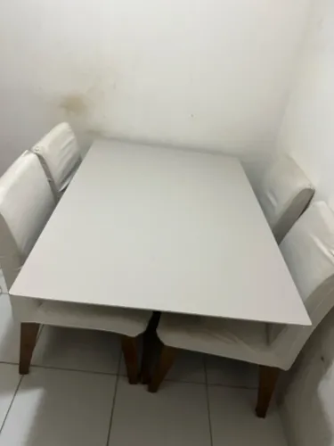 Mesa 4 cadeiras