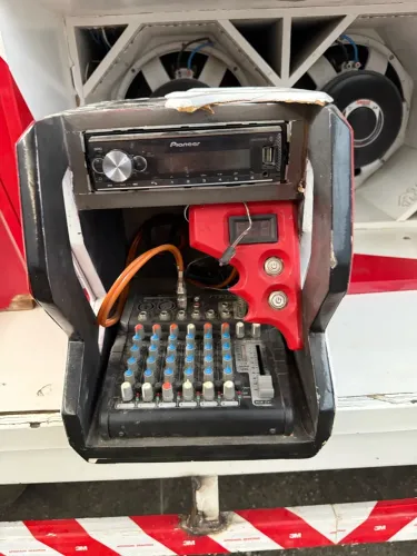 Som automotivo