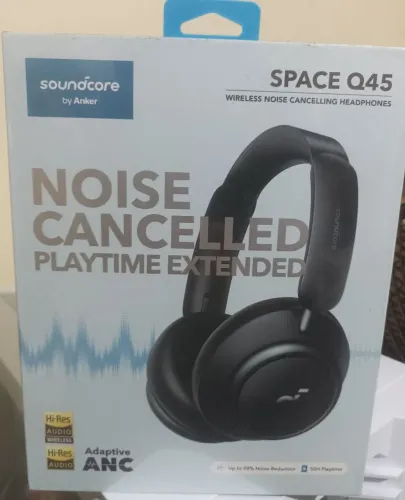 Fone Soundcore Q45 novo
