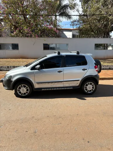 Volkswagen Crossfox 1.6 MI Total Flex 8V 5P 2010