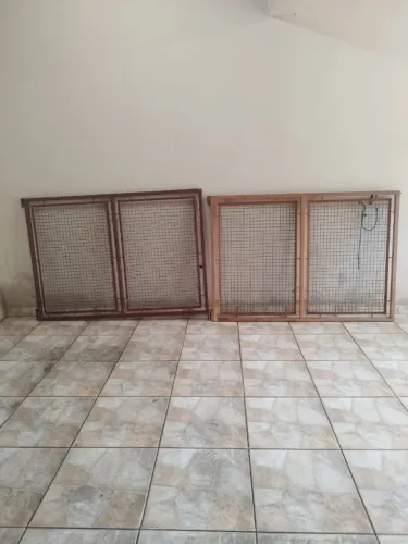  Portão Ferro 2 lados para várias utilizações  Altura 1,13m Largura 1,60m - RETIRA FREG Ó