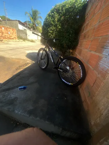 Vendo bike gios 4 freaks com peças de auto nível