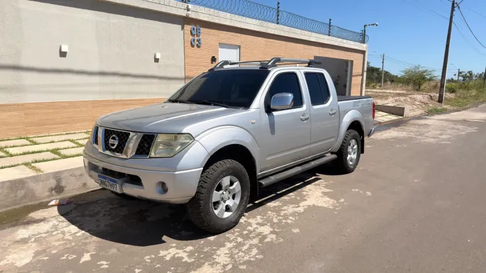 Nissan Frontier LE CD 4X4 2.5 TB Diesel Aut. 2010