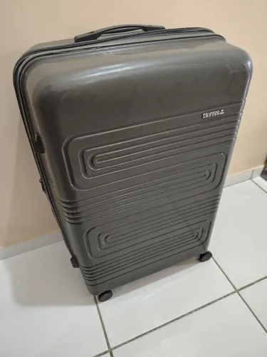 Mala 23kg em polipropileno, não quebra/amassa 