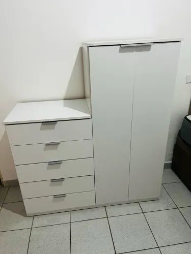 Cômoda Bartira 5 gavetas 2 portas 3 messes que comprei mas não usei