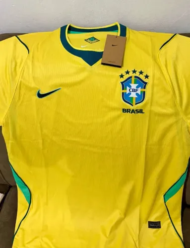 Camisa do Brasil modelo da Copa do Mundo 2026 (Amarela Torcedor)
