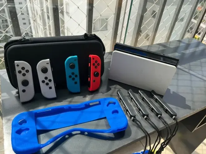 Nintendo Switch OLED Desbloqueado em excelente condição