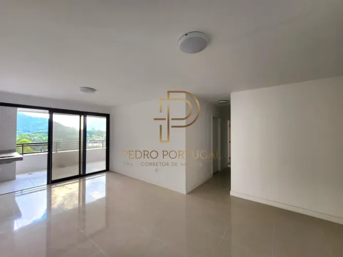Imóvel para venda possui 123 metros quadrados com 4 quartos em Barra Olímpica - Rio de Jan