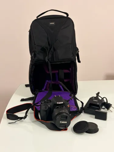 Canon EOS Rebel T5 + Lente 18-55mm + Mochila