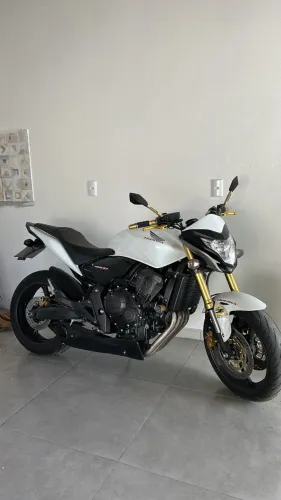 CB 600F Hornet