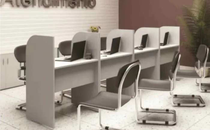 5 estações de trabalho tipo baias