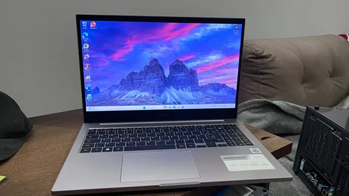 Notebook Samsung i3 com ssd