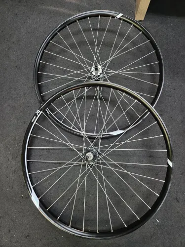 Aro Vzan 29 Strike Pro 32f montado novo