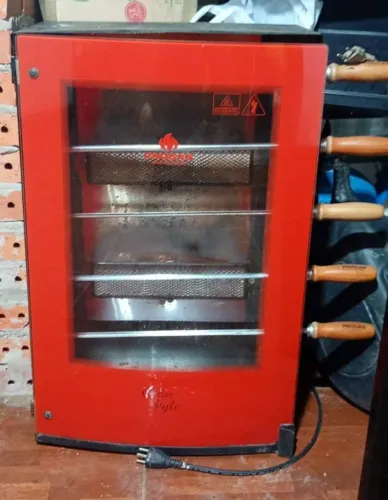 Vende-se essa churrasqueira