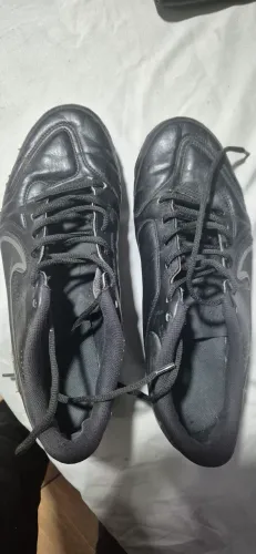 Chuteira tiempo nike