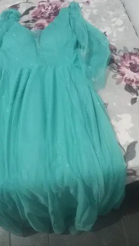Vestido de festa casamento tamanho g usado única vez e outro nunca usado
