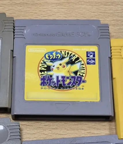 Cartucho Gameboy Color - Pokemon Yellow (dmg-apsi-jpn) Original (Usado)