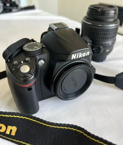 Nikon Kit D3000 + Lente 18-55mm Vr Dslr