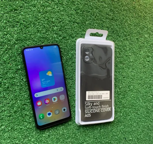 SAMSUNG A05 128GB , BATERIA DURA BEM , NA PELÍCULA E COM CAPA NOVA !