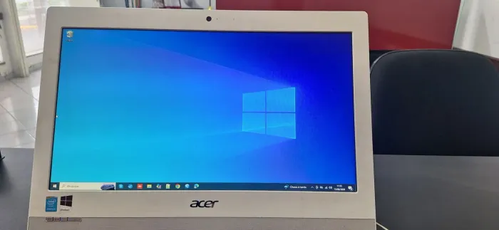 Computador Acer All in One Pentium N3700 4 GB SSD Windows 10
