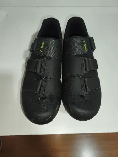Sapatilha shimano RC1 