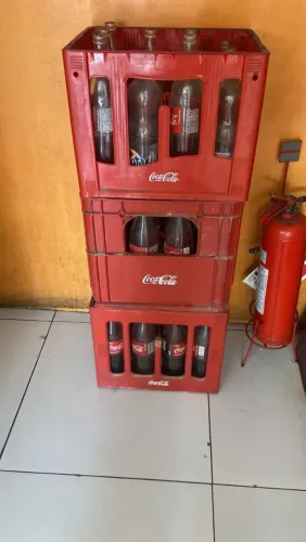 Caixa de refrigerante retornáveis