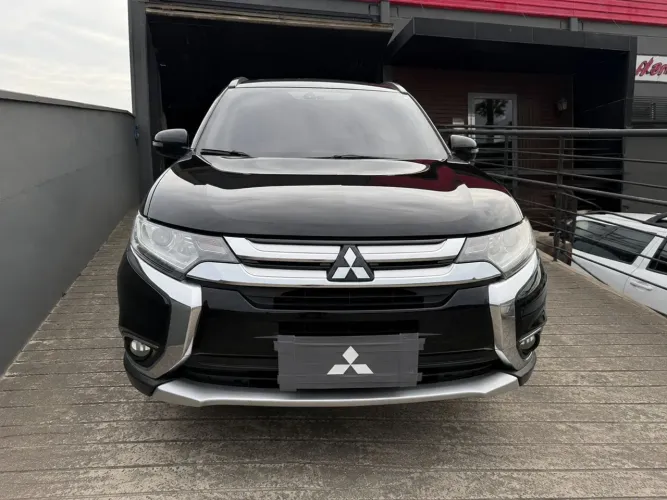Mitsubishi Outlander 2.0 16V 160cv Aut. 2016