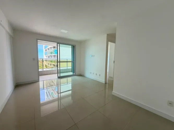 Apartamento no Guararapes de 70 m², com 2 quartos, 2 vagas e voltado para Nascente.