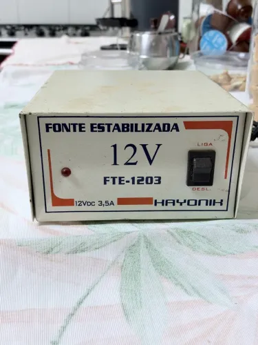 Fonte Estabilizada Hayonik 12V 3,5A - Modelo FTE-1203