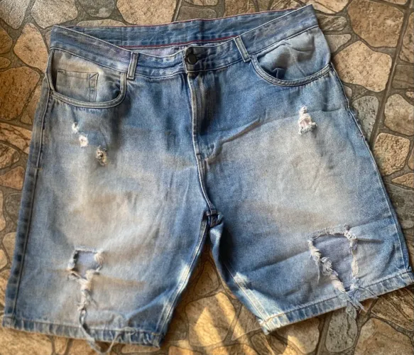 BERMUDA JEANS DESTROYED - TAM 54