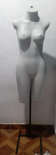 Pedestal e Silhueta 