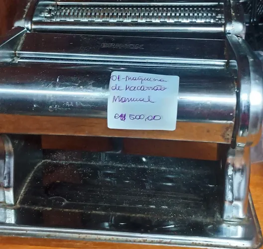 Máquina de macarrão manual
