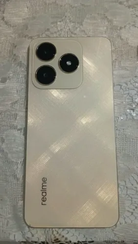 Realme c61