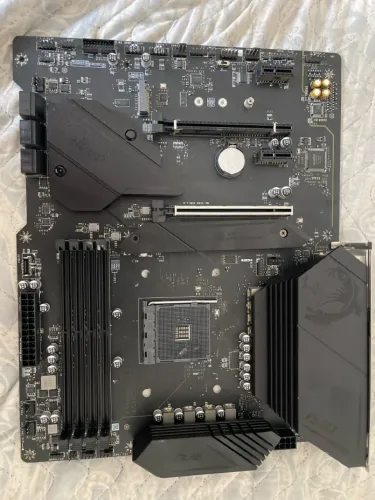 Placa-Mãe MSI MPG B550 Gaming Plus, AMD AM4, ATX, DDR4, Preto - MPG B550 GAMING PLUS