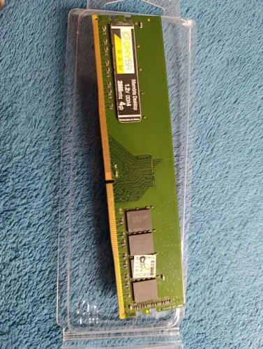Memória RAM DDR4 4GB 2666MHz para PC Desktop