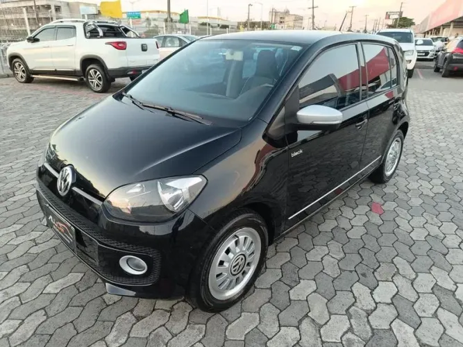 Volkswagen Up! Black/white/red 1.0 T. Flex 12V 5P 2015