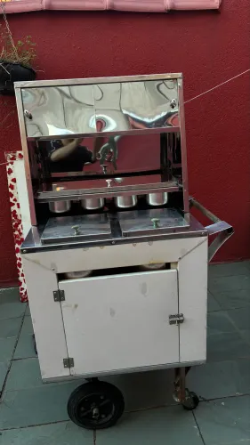 Carrinho de cachorro quente