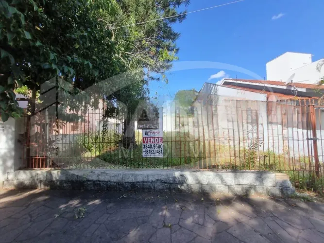 Terreno com 350 m², no Bairro Jardim Lindóia