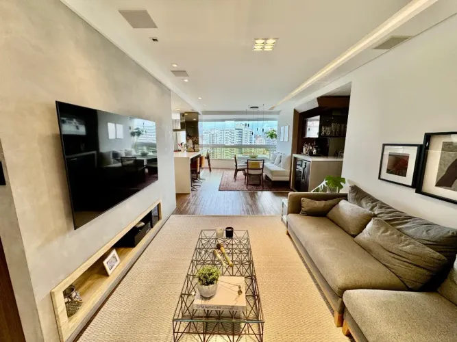 Apto SUPER AMPLO com 3 Quartos e 1 Suíte e 134m² - Campinas