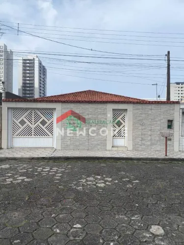 Casa em Rua Novo México - Vera Cruz - Mongaguá/SP