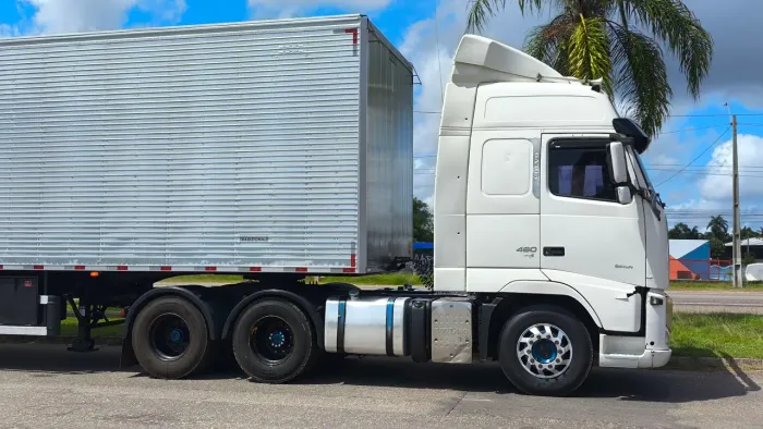 FH 460 ano 2012 modelo 2013 , valor 250,000